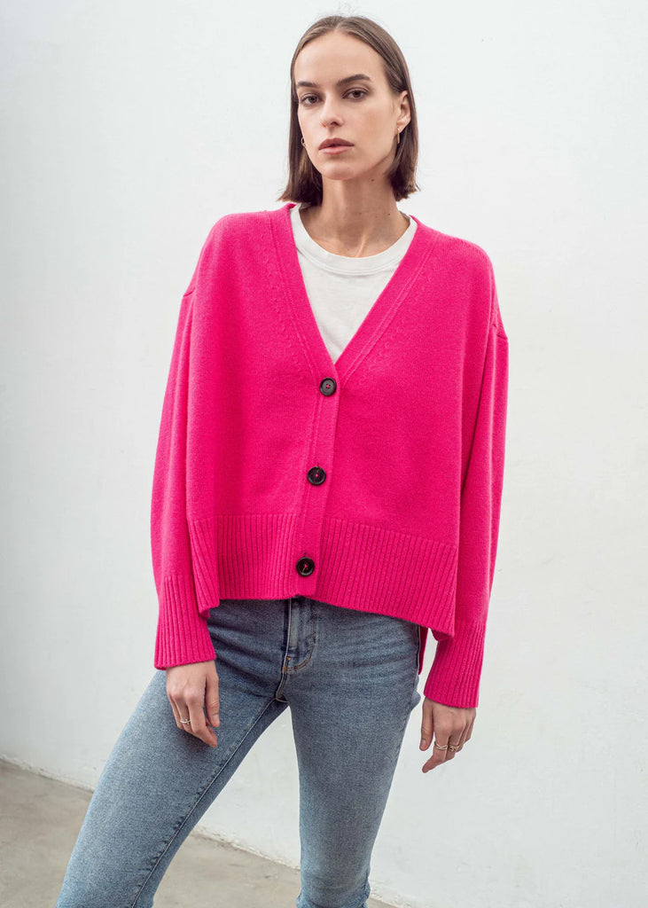 Aleger Cashmere | Cashmere Blend Hi Low 3 Button Cardigan | Pink Flash