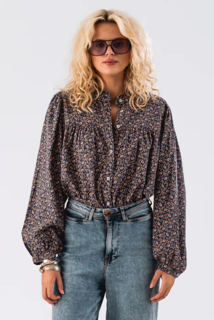 Lollys Laundry | Cara Shirt | Flower Print