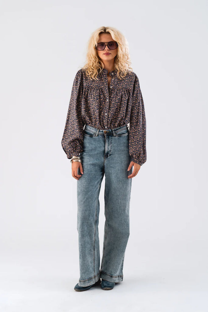 Lollys Laundry | Cara Shirt | Flower Print