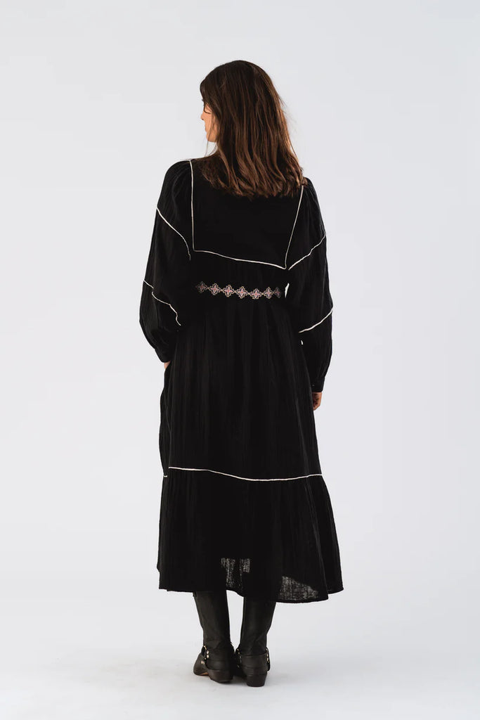 Lollys Laundry | Latour Maxi Dress | Black